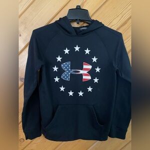 Under Armour boys size 14 black long sleeve sweatshirt American flag logo hooded